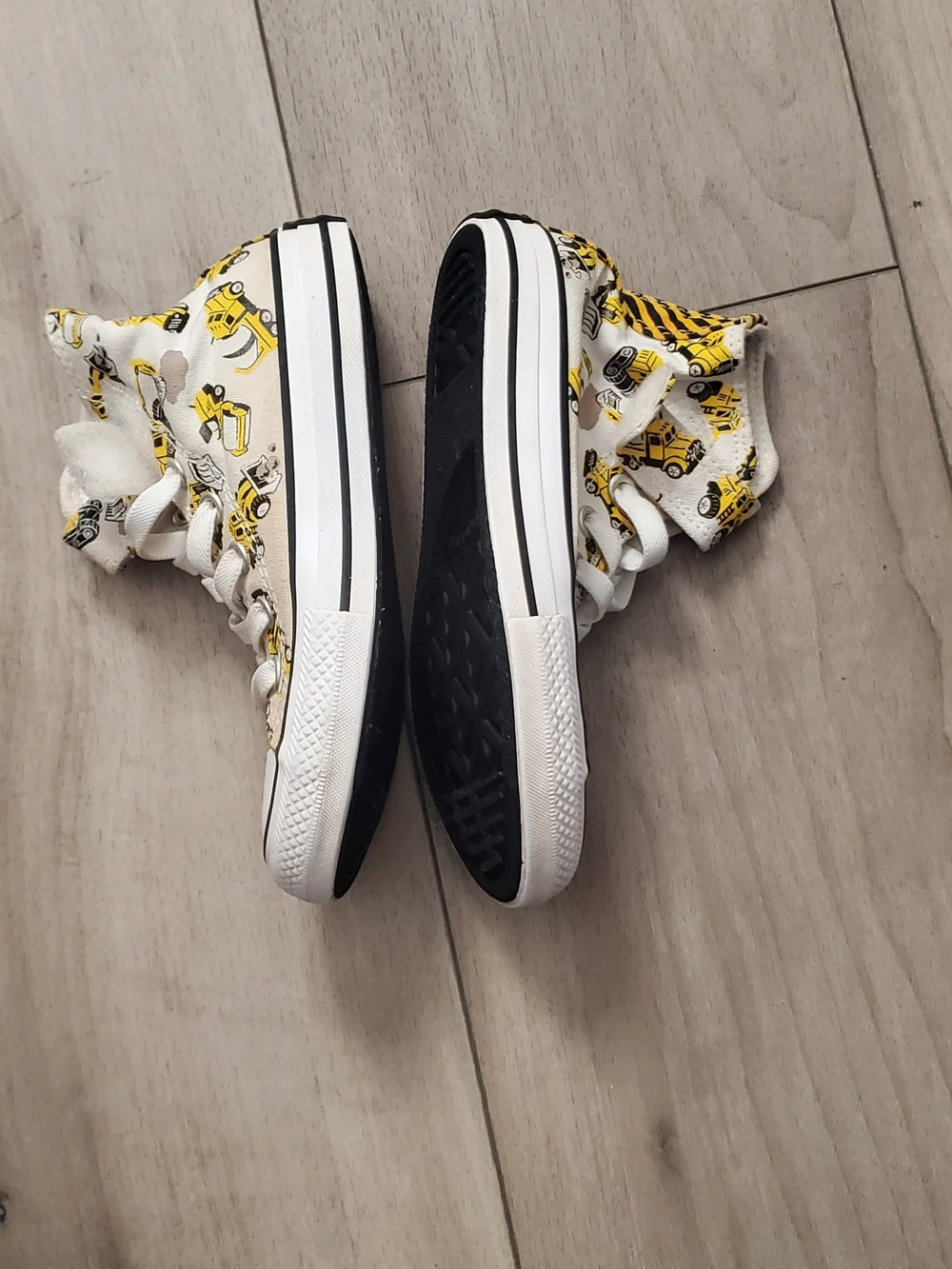 Converse Kids' High-Top Sneakers in White with Yellow Print